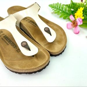 NWOT Birkenstock Gizeh Birko-Flor (B39-23)
